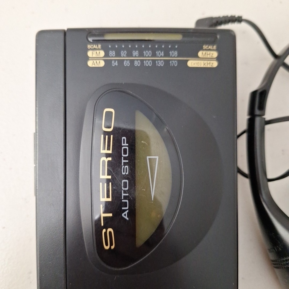 Vintage Sharp JC-150 (GY) Portable AM/FM Stereo Cassette Player WORKS SEE DESCR. - Picture 5 of 14